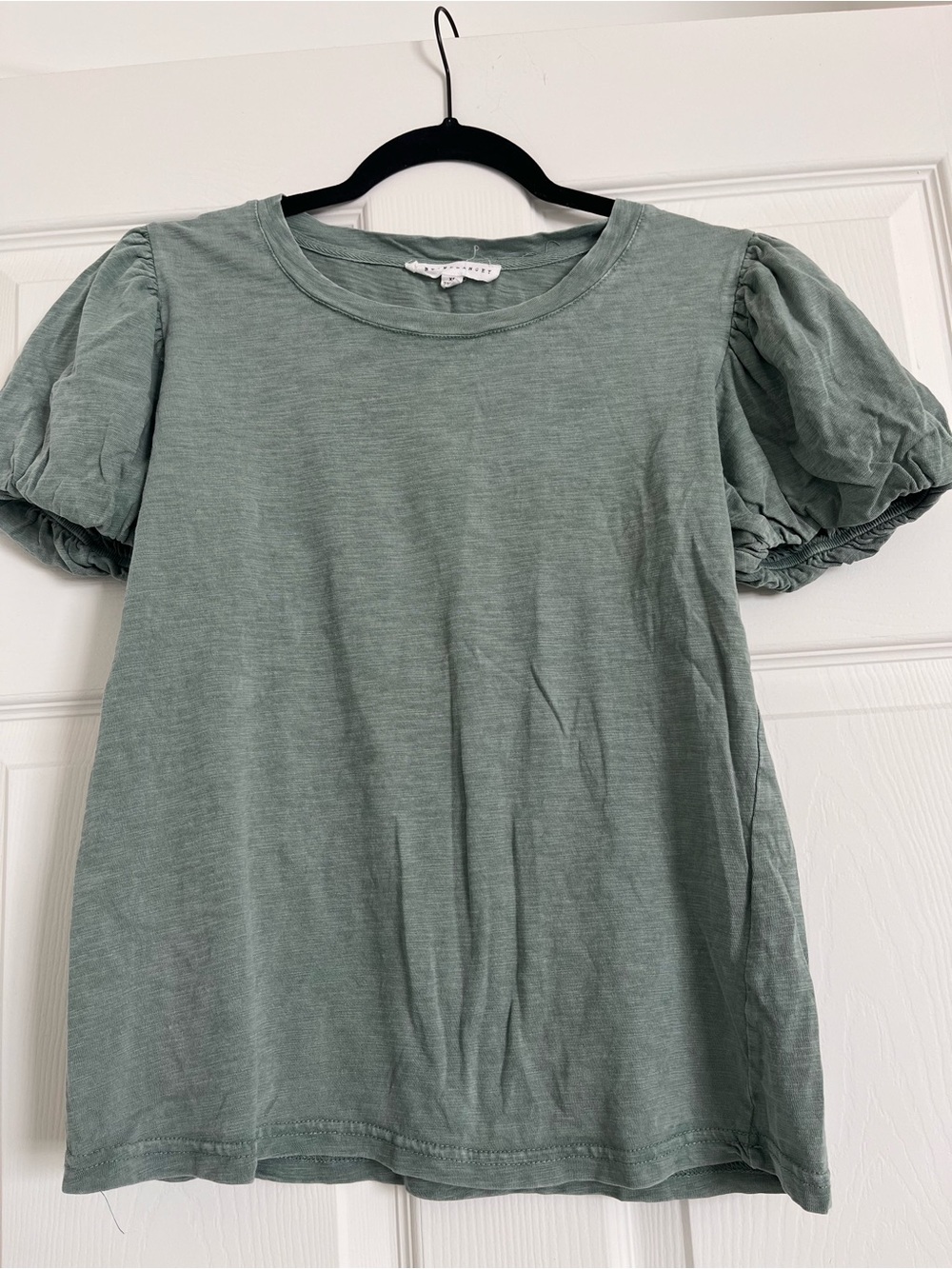 Jane and Delancey Puff Sleeve Tee in Sage